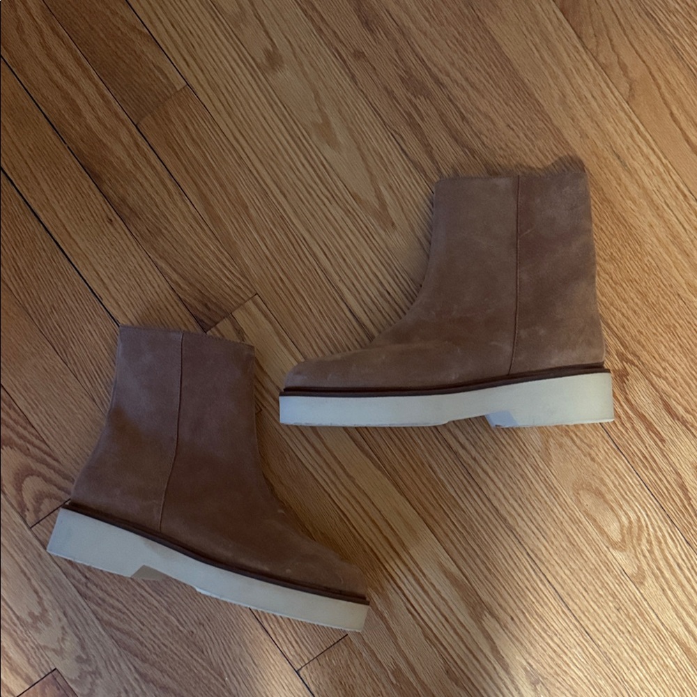 New aquatalia suede Maddie boots waterproof sz 9